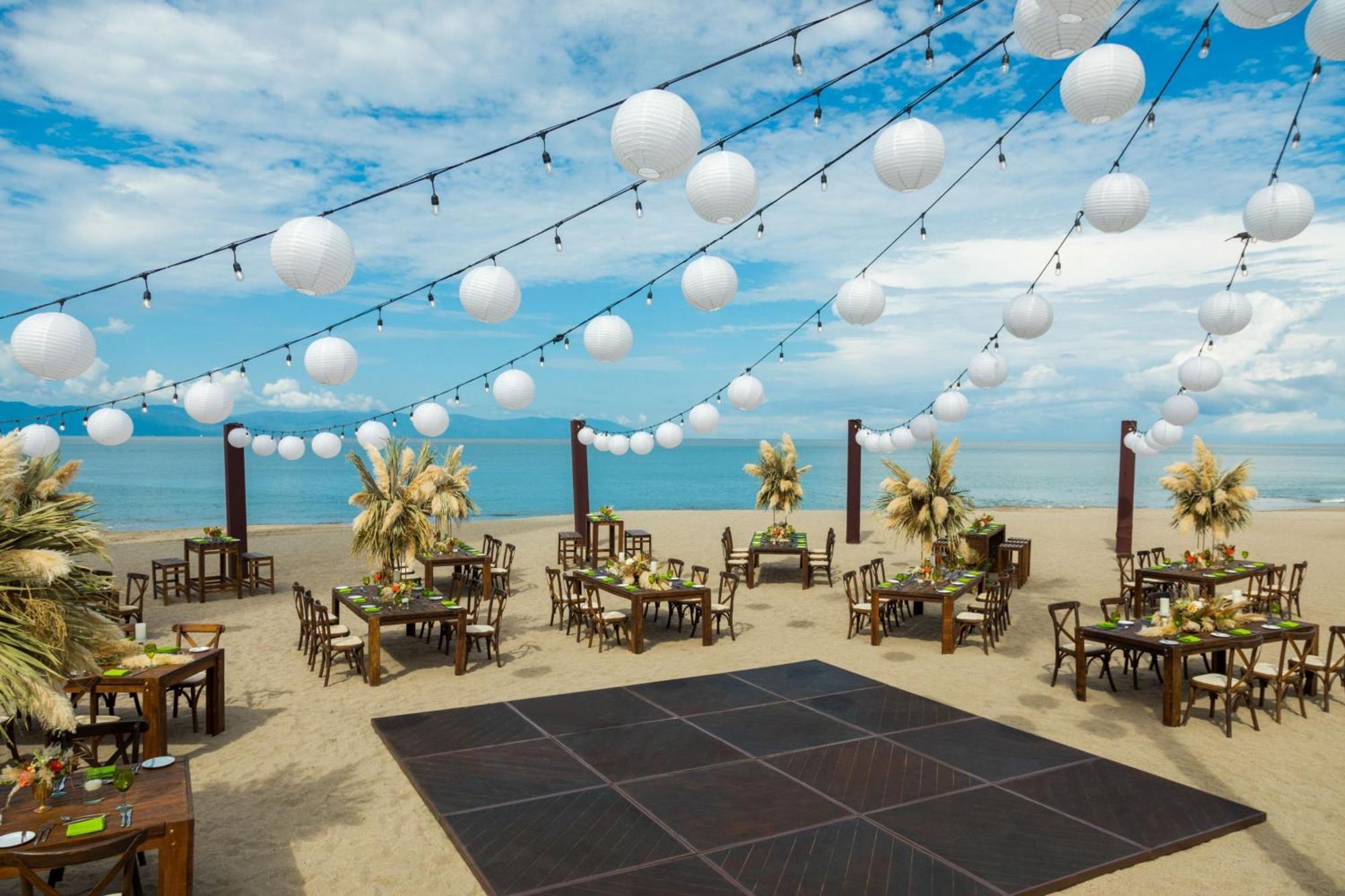 Marriott Puerto Vallarta Resort & Spa Exterior photo