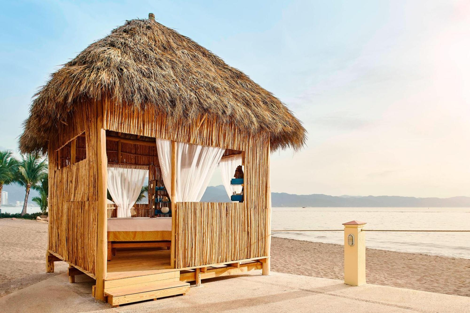 Marriott Puerto Vallarta Resort & Spa Exterior photo