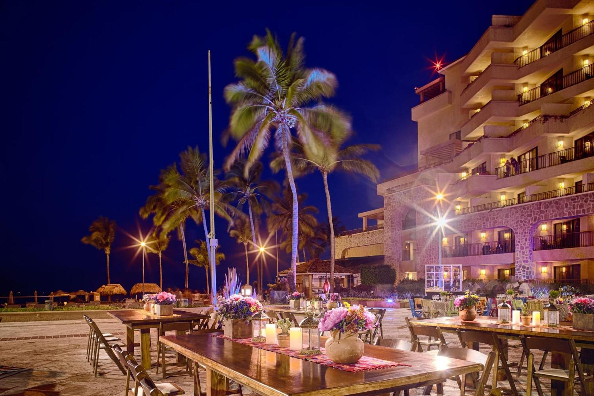 Marriott Puerto Vallarta Resort & Spa Exterior photo