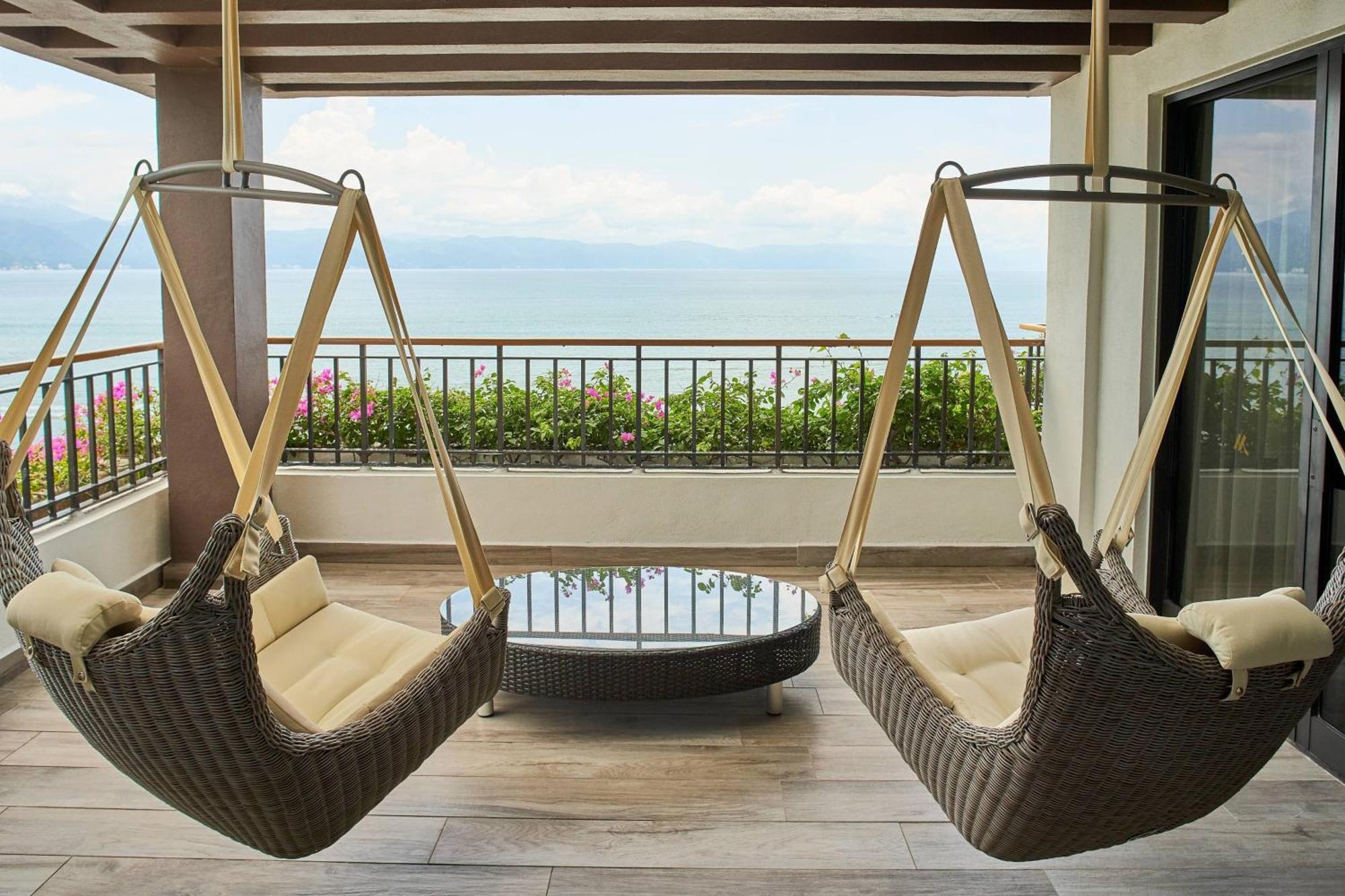 Marriott Puerto Vallarta Resort & Spa Exterior photo