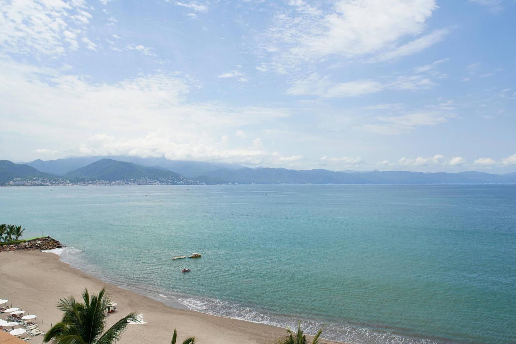 Marriott Puerto Vallarta Resort & Spa Exterior photo
