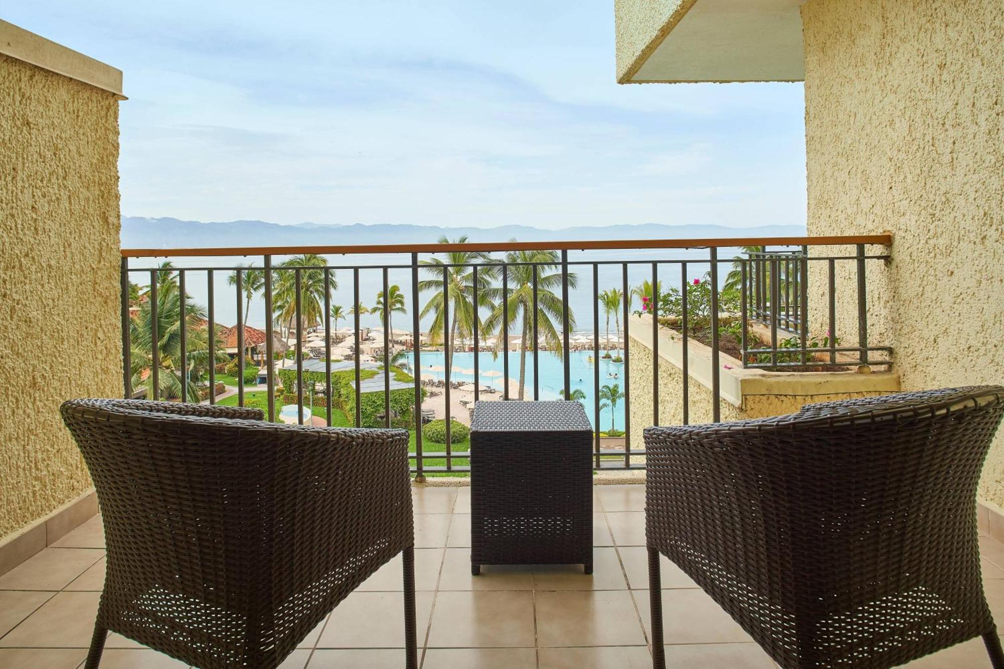 Marriott Puerto Vallarta Resort & Spa Exterior photo