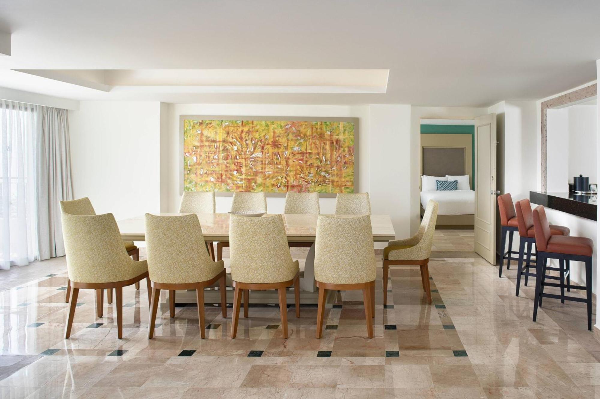 Marriott Puerto Vallarta Resort & Spa Exterior photo