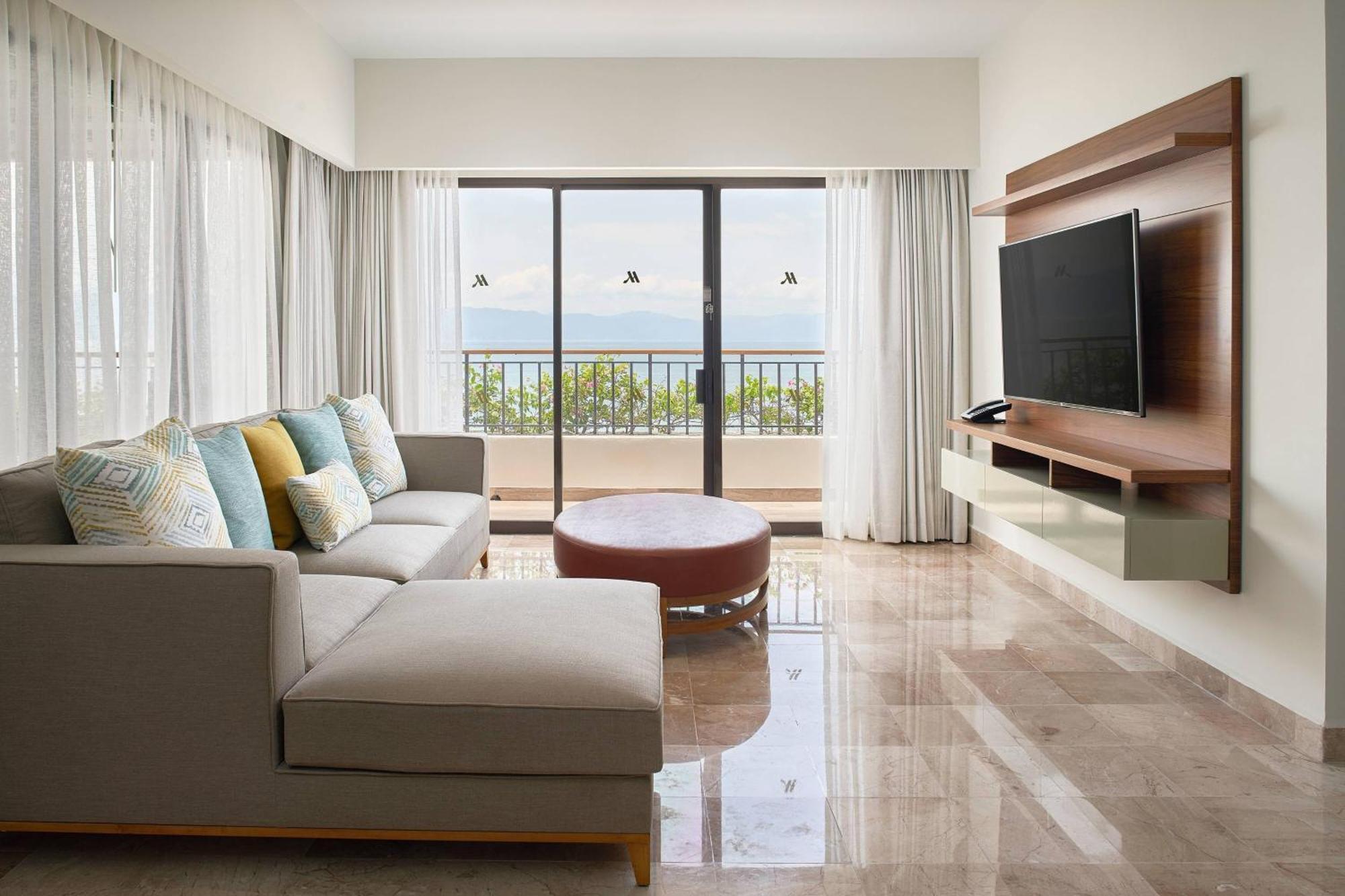 Marriott Puerto Vallarta Resort & Spa Exterior photo